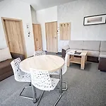 Pensión U Jeřába - Komplex C Horni Vestonice