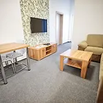 U Jeřába - Komplex C Penzion 3*