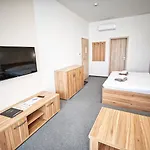 Pensión U Jeřába - Komplex C Horni Vestonice