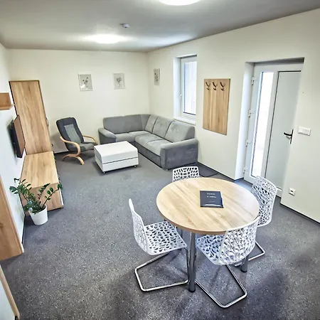 U Jeraba - Komplex C 4*