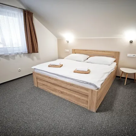 Konukevi U Jeraba - Komplex C Horni Vestonice